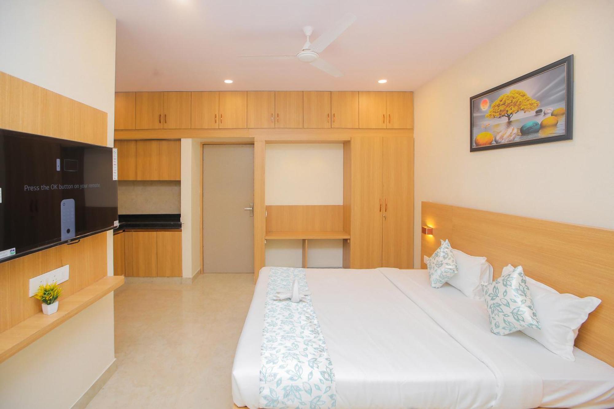 Chitrakoot Residency Aparthotel Udaipur Bagian luar foto